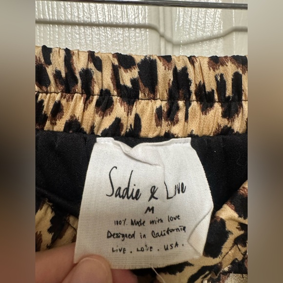 Sadie & Love Pleated A-Line Leopard Skirt - Picture 3 of 8